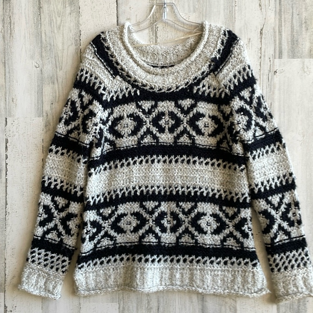 Free People sweater Size S cream black woven ski snowflake snow bunny fuzzy GUC